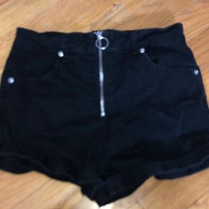 black zipper jean shorts